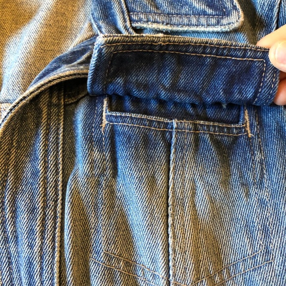 Unique Buttonless Jean Jacket - Picture 5 of 8